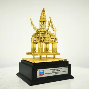 Brass Miniature Offshore Rig – Luxury Oilfield Gift with Custom Nameplate