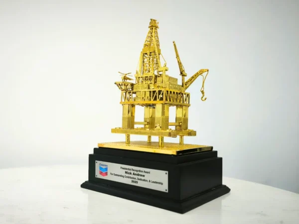 Brass Miniature Offshore Rig – Luxury Oilfield Gift with Custom Nameplate - Image 3