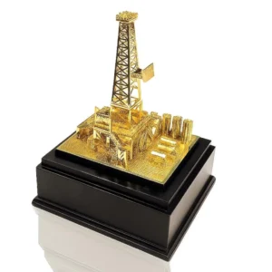 brass onshore drilling rig miniature, customizable oil rig model, corporate recognition award oil gas, petroleum industry collectible, wooden box executive gift, energy industry award, oilfield memorabilia gift, brass oil rig desk decor, personalized oil gas trophy, luxury corporate gift oilfield